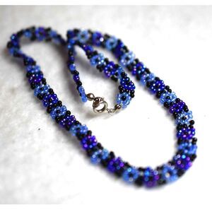 Shades Of Blue Floral Beaded Handmade Choker Round Spring Clasp Necklace